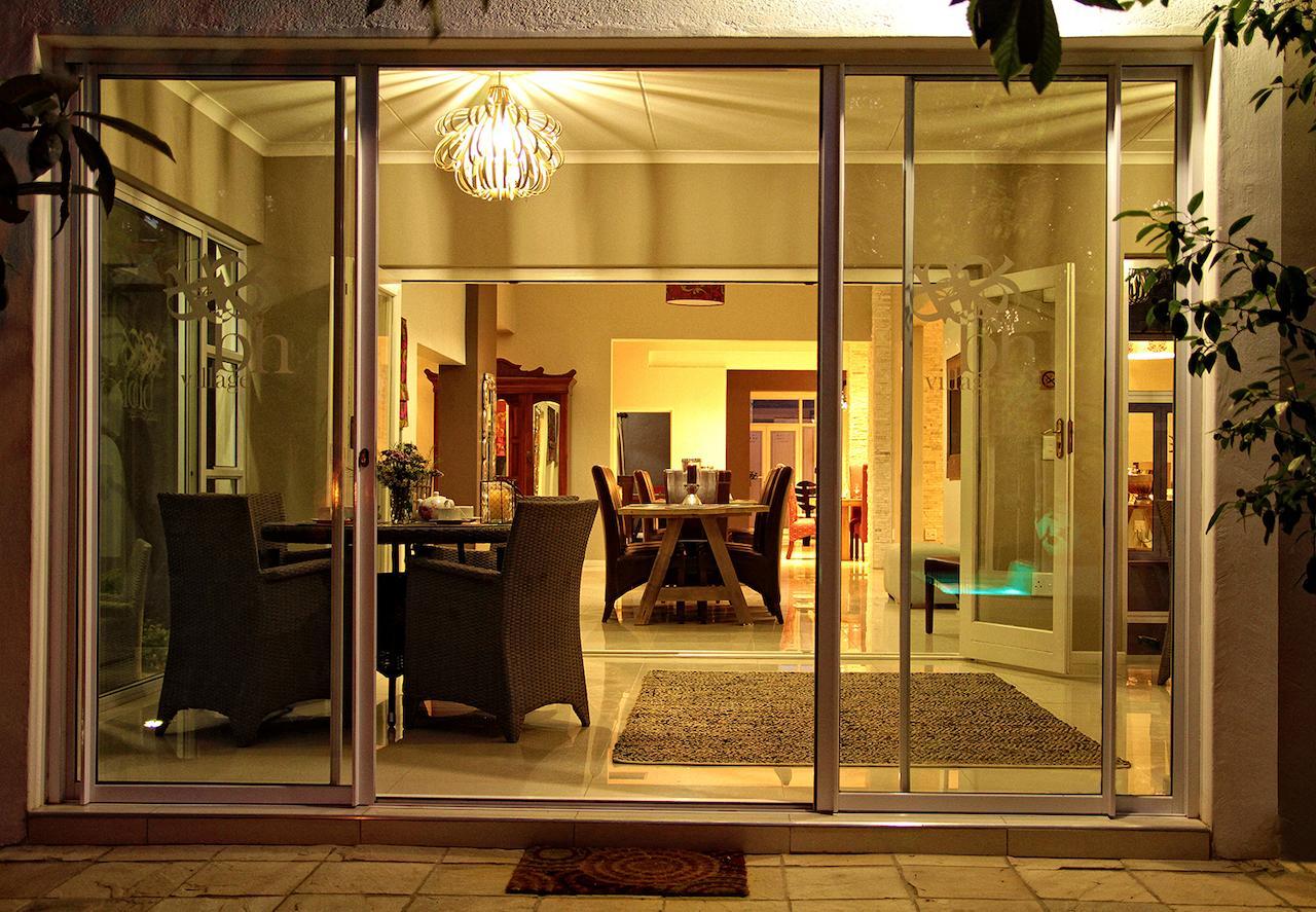 Village Boutique Hotel Otjiwarongo Kültér fotó
