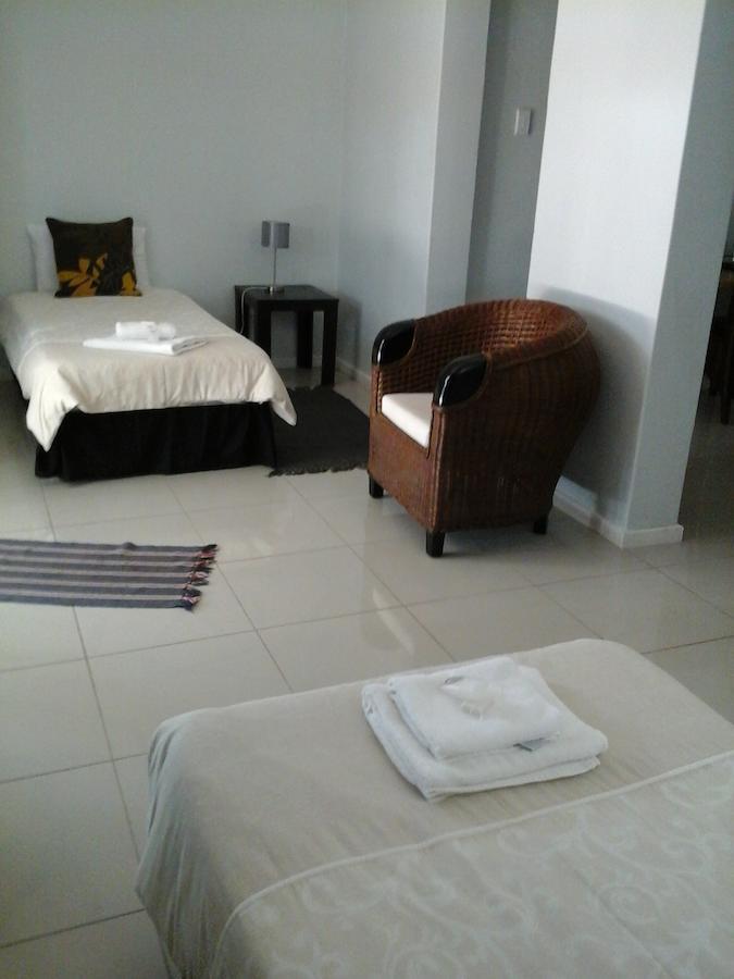Village Boutique Hotel Otjiwarongo Szoba fotó