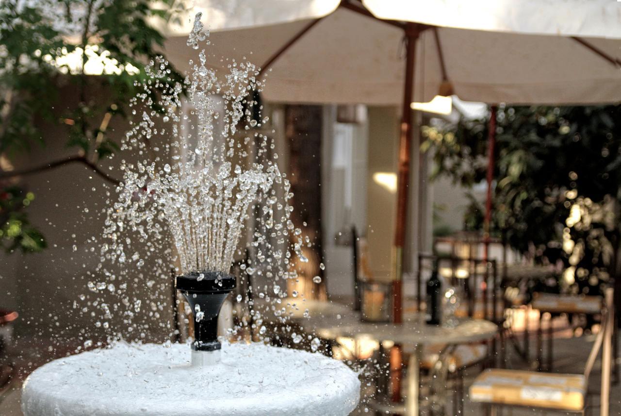 Village Boutique Hotel Otjiwarongo Kültér fotó