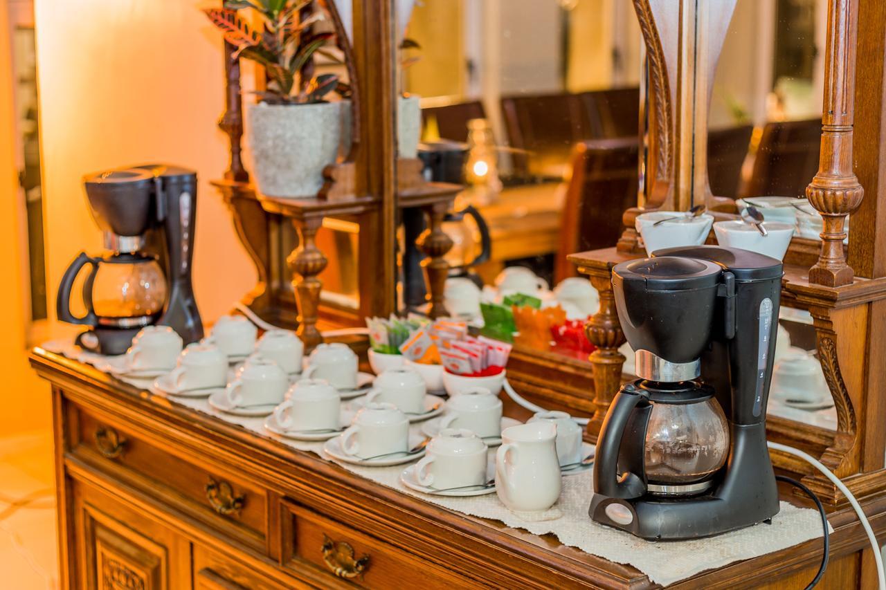 Village Boutique Hotel Otjiwarongo Kültér fotó