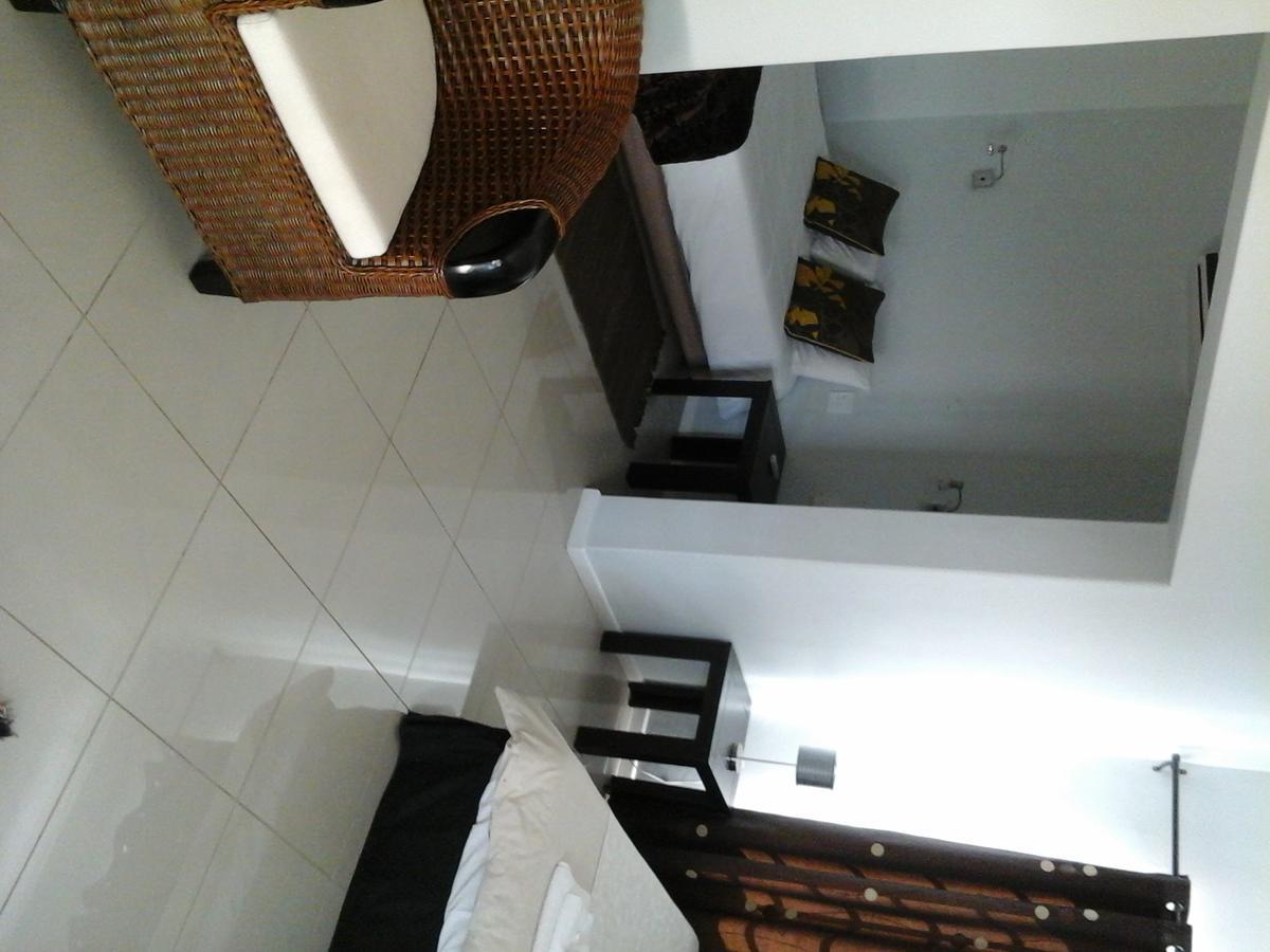 Village Boutique Hotel Otjiwarongo Kültér fotó